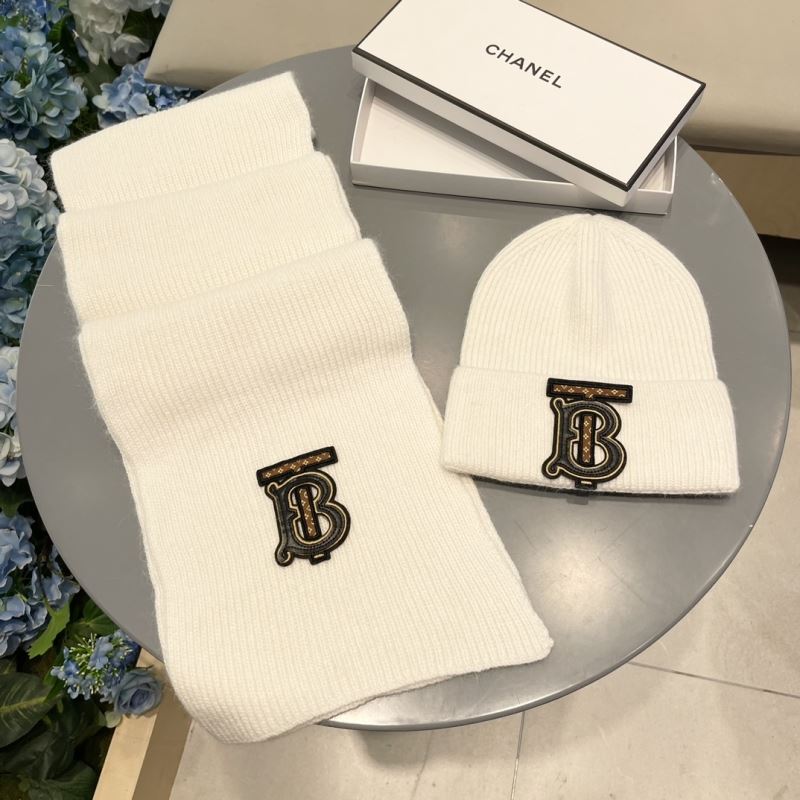 Burberry Caps Scarfs